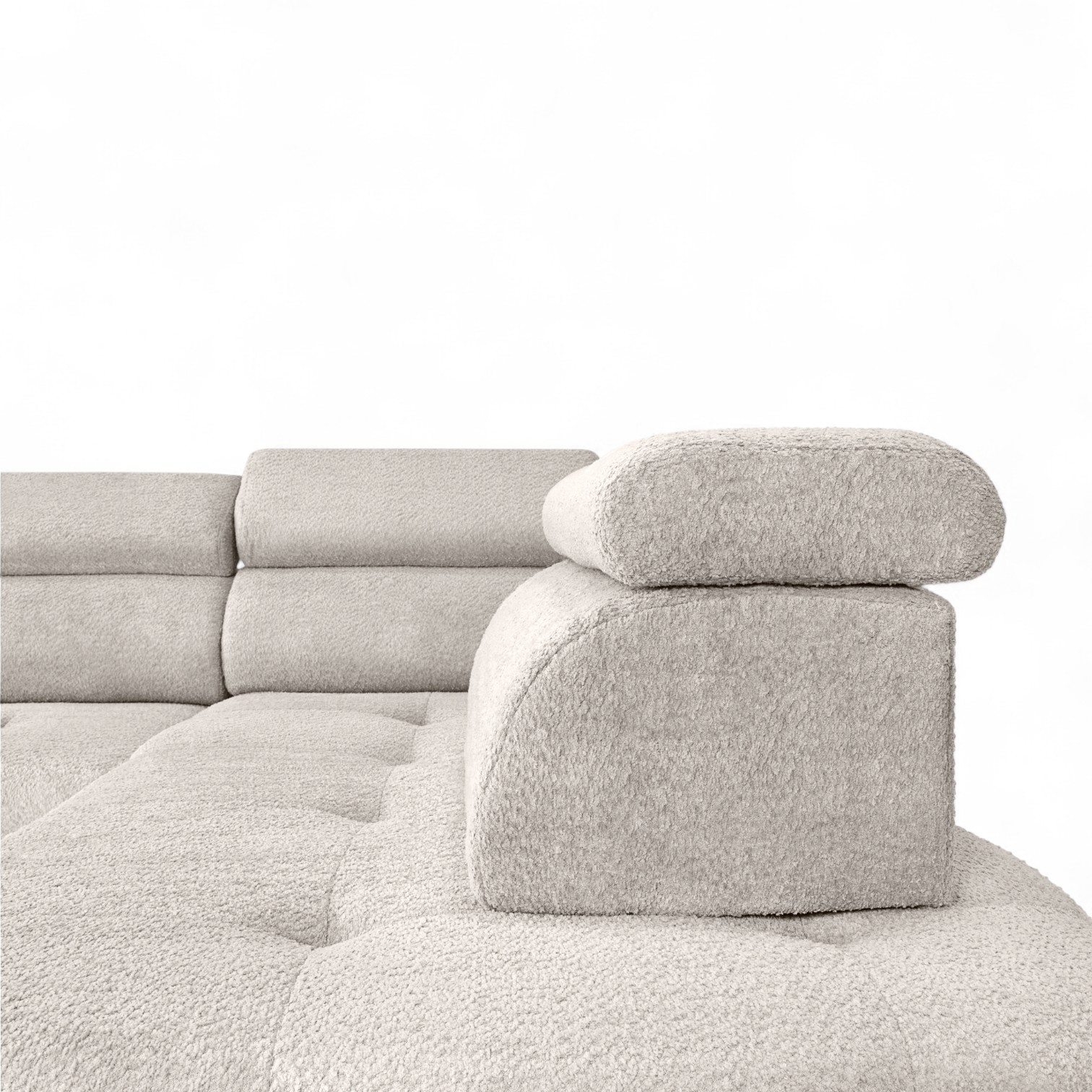 734649c7ed01a0b5ec4603e3aacfbf90-Photoroom